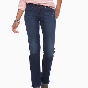 529 curvy bootcut Levi's